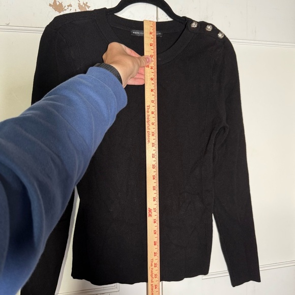 White House Black Market Crewneck Sweater Button Shoulder Black Size Large - Picture 3 of 10